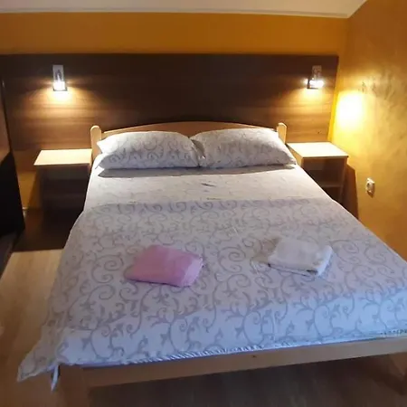 Lägenhet Rosso 2 Belgrad